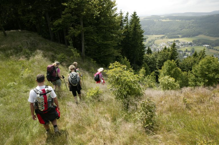 Read more about the article Hochtour extrem: Winterberg lädt zu 24 Stunden-Wanderung
