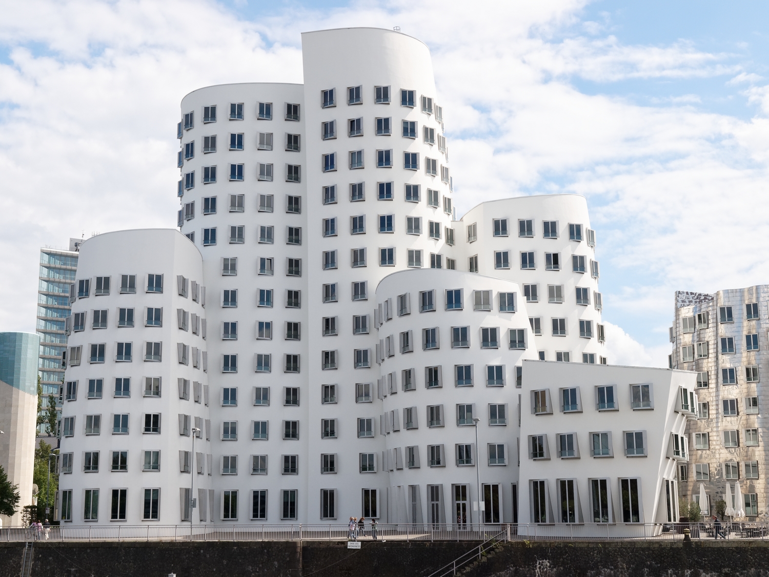 Medienhafen Düsseldorf Gehry-Bauten 2011