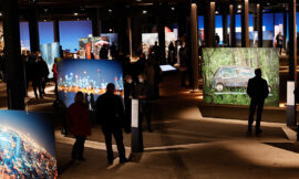 Nach fast zweijähriger Renovierung empfängt der Gasometer Oberhausen wieder Gäste und bereits über 15.000 Zuschauer*innen haben die neue Ausstellung „Das zerbrechliche Paradies“ in dieser Zeit gesehen