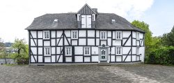 Mehr über den Artikel erfahren LWL erforscht das „Schmalen Haus“ – Denkmal des Monats