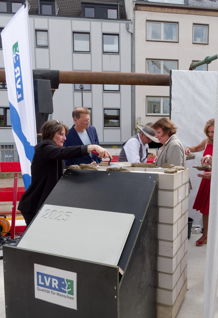 Grundsteinlegung LVR neues Verwaltungsgebäude in Köln-Deutz - Foto: Helmut Sonnenhol