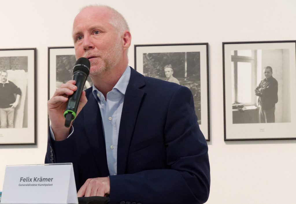 Hans-Peter Feldmann, KUNSTAUSSTELLUNG, Generaldirektor Felix Krämer - Foto: Helmut Sonnenhol