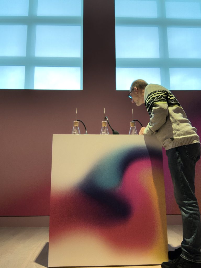 Die geheime Macht der Düfte, Kunstpalast Düsseldorf - Foto: Helmut Sonnenhol