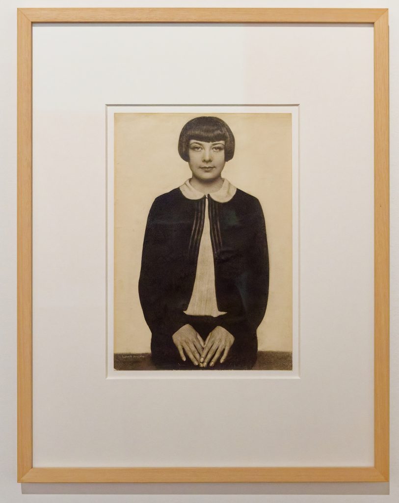 Smile! Wie das Lächeln in die Fotografie kam - Foto: Helmut Sonnenhol