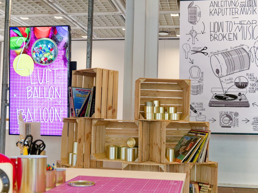 Kunstmuseum Bochum, "How We Met" - Foto: Helmut Sonnenhol