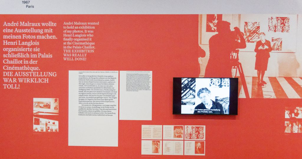 Germaine Krull: Chien Fou. Ausstellung im Museum Folkwang. Foto: Helmut Sonnenhol