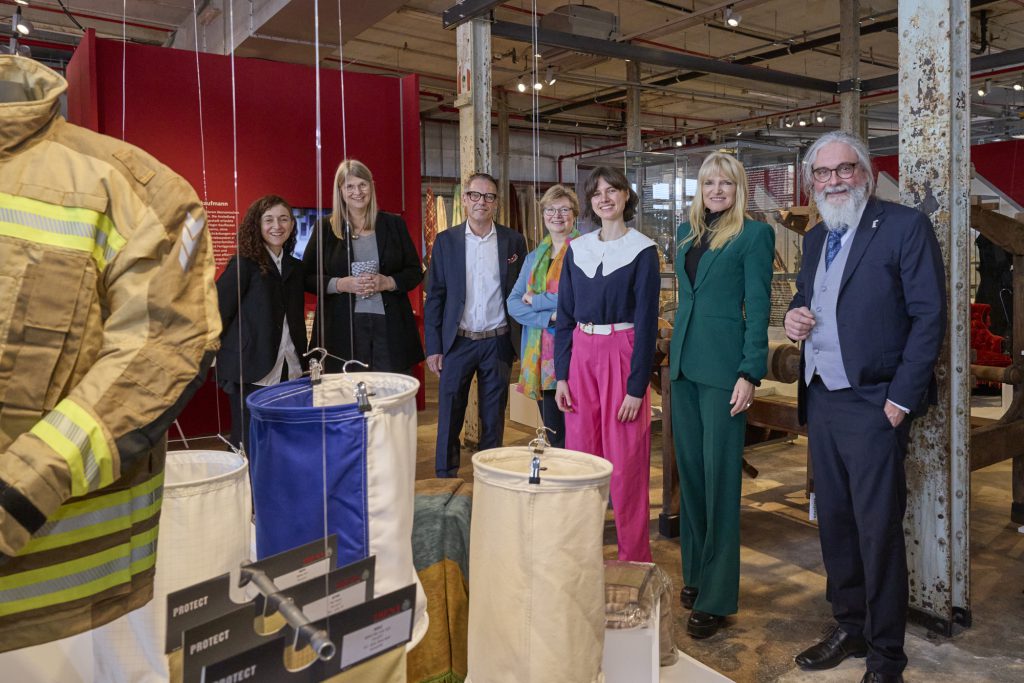 Textile Leidenschaft. 200 Jahre IBENA. Neue Ausstellung vom 1. März bis 1. November 2026 im LWL-Museum Textilwerk in Bocholt.