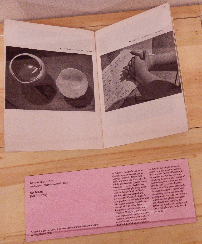 L is for Look - Museum Folkwang Essen - Eine fotografische Reise durch 100 Jahre Kinder- und Jugendbuchkunst.