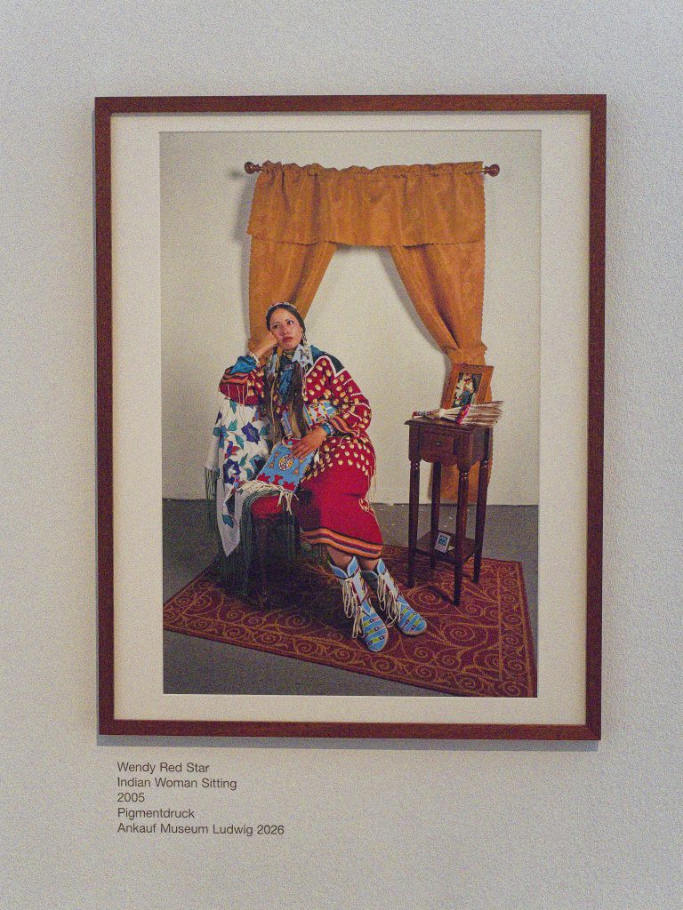 De/Collecting Memories from Turtle Island. Wendy Red Star. Museum Ludwig. Ausstellung.