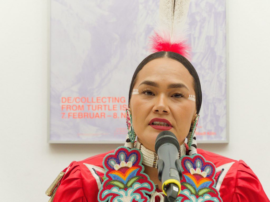 De/Collecting Memories from Turtle Island. Acosia Red Elk. Museum Ludwig. Ausstellung.