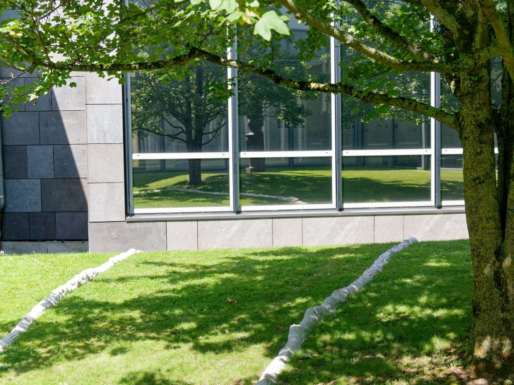 Kate Newby - Good Sound - I'm asking - Museum Folkwang