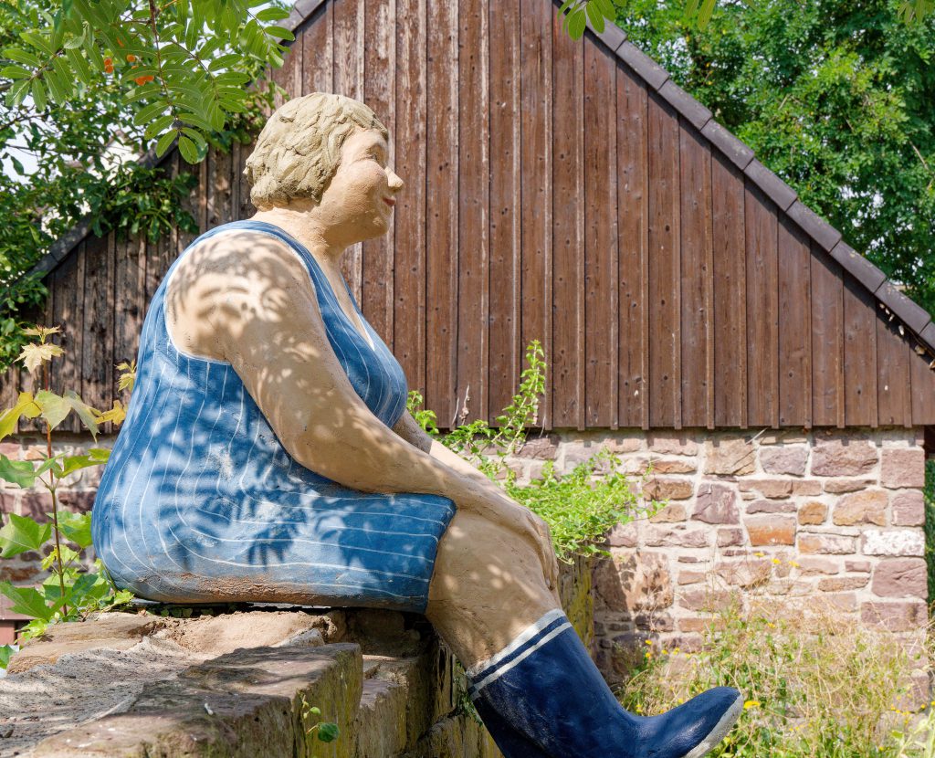 Alltagsmenschen in Höxter. Lechner-Figuren.