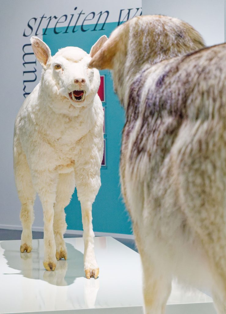 let’s talk. sprechen über kUNSt. Die neue Sammlungspräsentation im Museum Ostwall im Dortmunder U. 