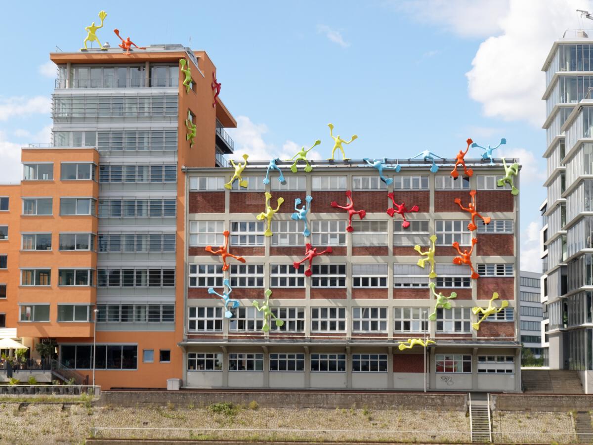 Medienhafen Düsseldorf Roggendorf-Haus - Flossis