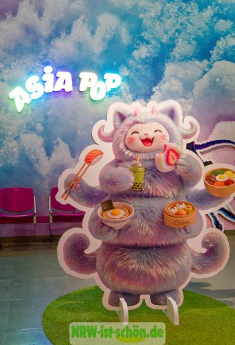 Asia Pop NRW Forum Düsseldorf Hello Kitty Manga K-Pop Asien Japan Ausstellung