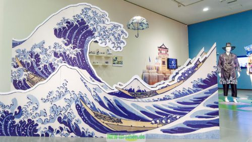 Asia Pop NRW Forum Düsseldorf Hello Kitty Manga K-Pop Asien Japan Ausstellung