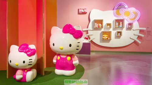 Asia Pop NRW Forum Düsseldorf Hello Kitty Manga K-Pop Asien Japan Ausstellung