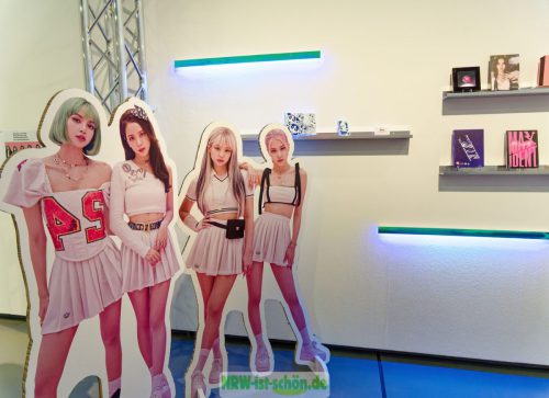 Asia Pop NRW Forum Düsseldorf Hello Kitty Manga K-Pop Asien Japan Ausstellung