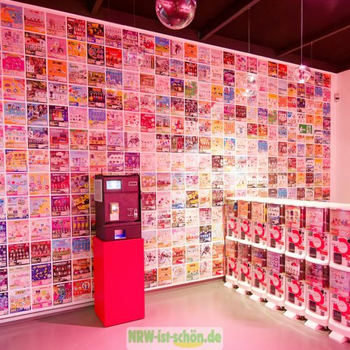 Asia Pop NRW Forum Düsseldorf Hello Kitty Manga K-Pop Asien Japan Ausstellung