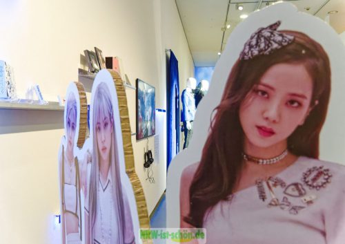 Asia Pop NRW Forum Düsseldorf Hello Kitty Manga K-Pop Asien Japan Ausstellung