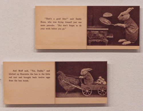 L is for Look - Museum Folkwang - Eine fotografische Reise durch 100 Jahre Kinder- und Jugendbuchkunst