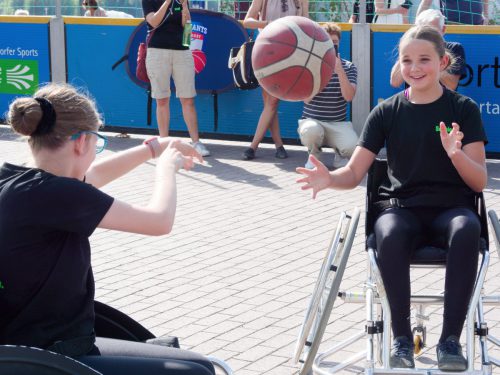 Olympic Adventure Camp: Schwerpunkttag Inklusion im Sport - Foto: Helmut Sonnenhol