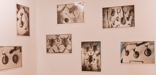 Das soziale Leben der Dinge - Nina Beier - David Hammons - Zoe Leonard - MGK Siegen